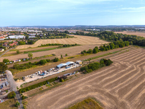 Pozemek Přízřenice